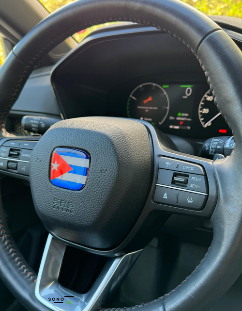 Load image into Gallery viewer, Cuba Flag 3D Emblem Steering Wheel - automotive (comparable with most Hondas)
