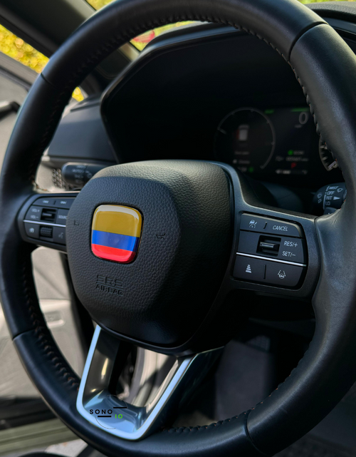 Load image into Gallery viewer, Colombia Flag 3D Emblem Steering Wheel - automotive (comparable with most Hondas)
