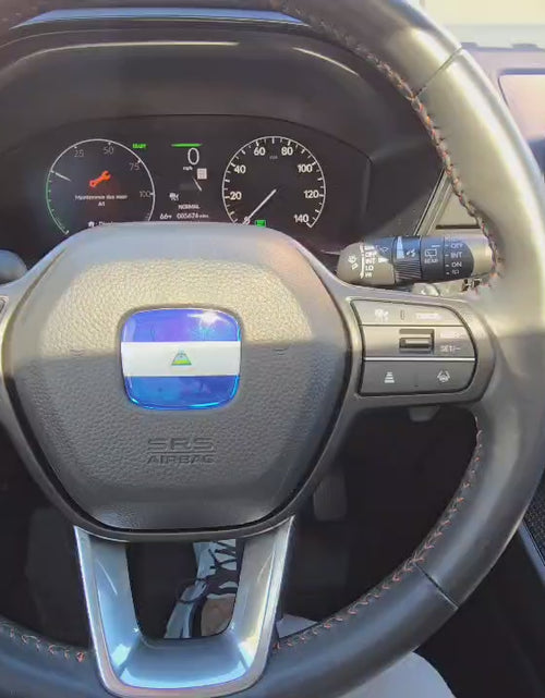 Load and play video in Gallery viewer, Nicaragua Flag 3D Emblem Steering Wheel - automotive (comparable with most Hondas)
